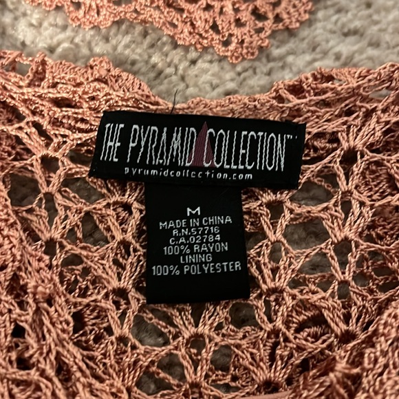 Pyramid Collection Knit Top - Picture 5 of 8